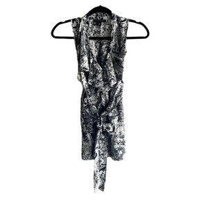 𝅺BANANA REPUBLIC Silk Printed Sleeveless V-Neck Blouse Tank Top Ruffle Belt S